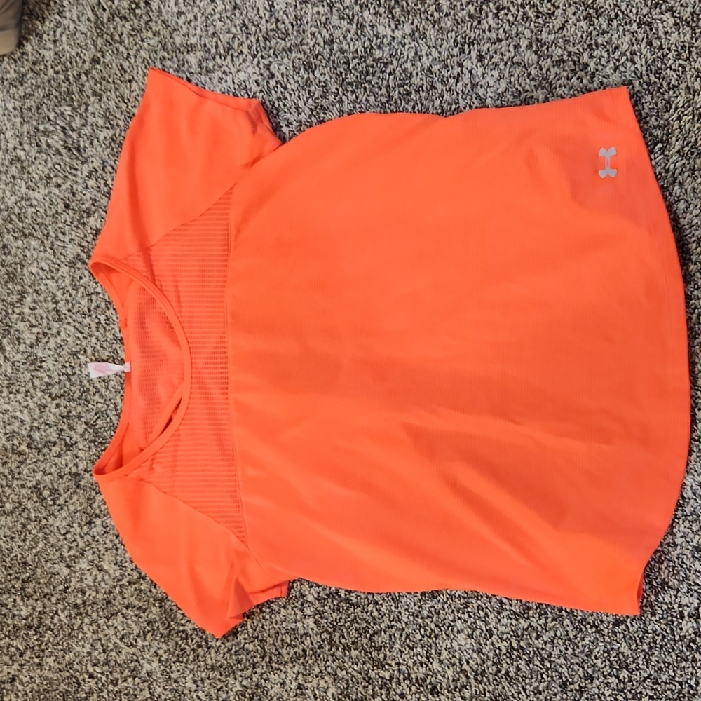 Under Armour fitted heat gear shirt